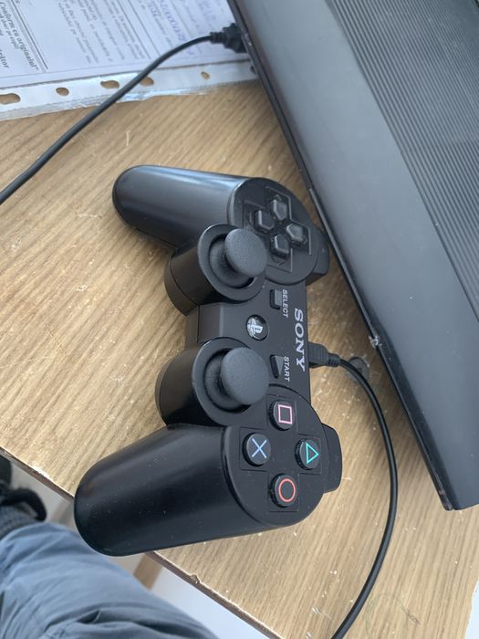 Vand ps3 modat 500gb