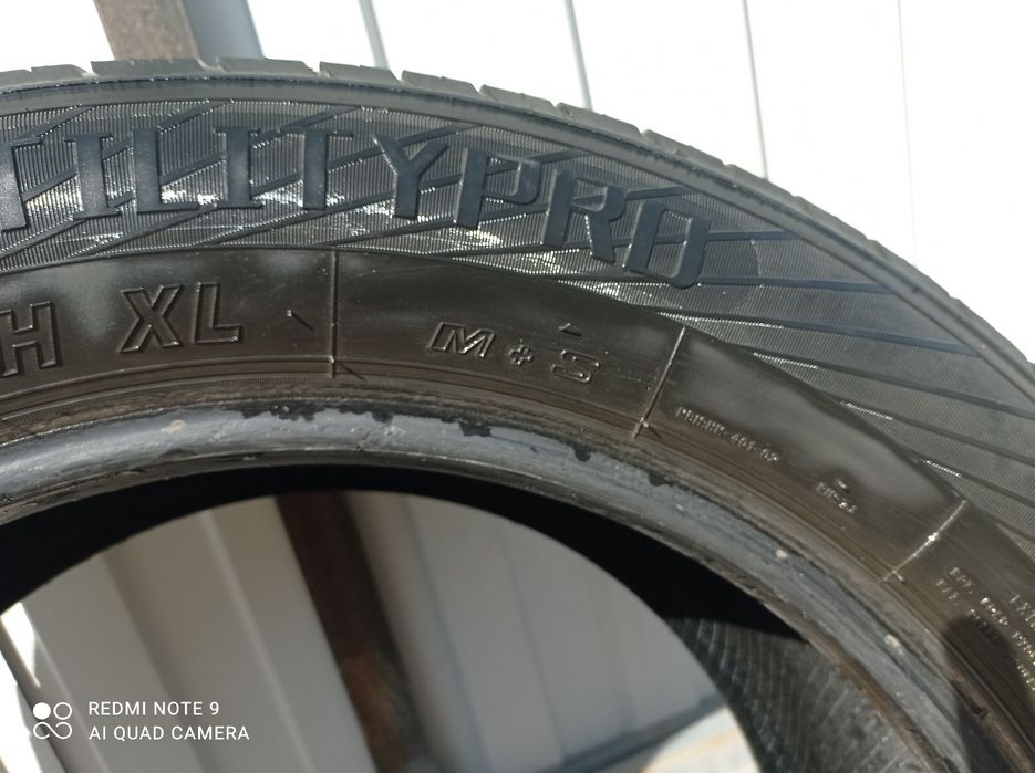 Продам шины всесезонные 235/60/18