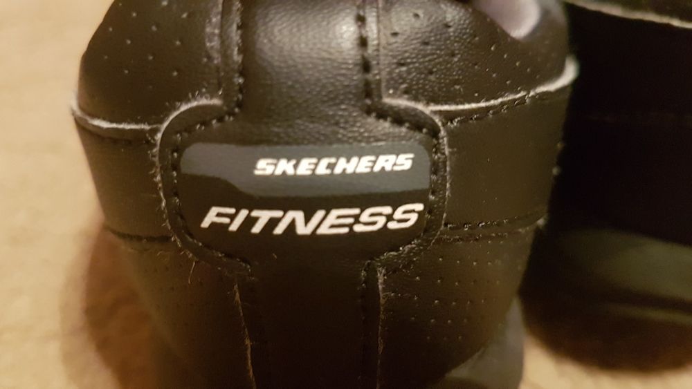 Vand pantofi sport de dama skechers