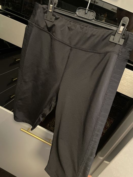 Colanti scurti de sport
