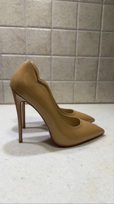 туфли Christian Louboutin