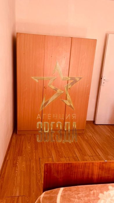 Дава се под наем Тристаен апартамент в Пловдив, Център - 100 кв.м за 390 € - Снимка #2