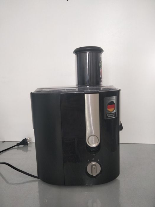 Продается соковыжималка