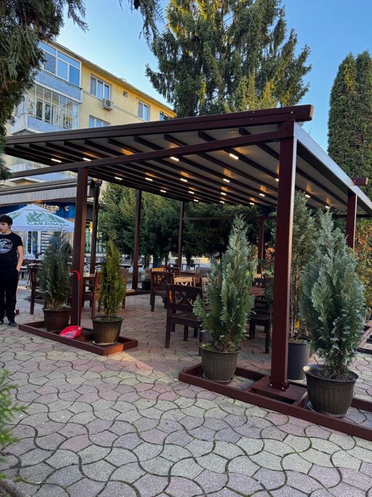 Pergola bioclimatica, pvc