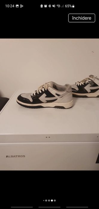 Off White out of office