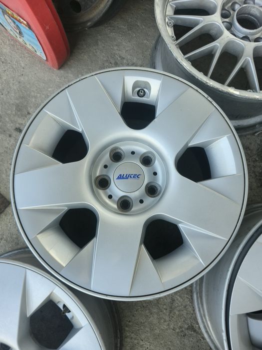 BMW 17" 5x120 BMW