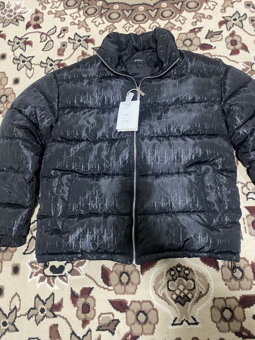 Dior kurtka kachestva zo’r