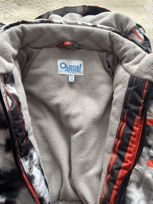 Продам комбинезон для мальчика