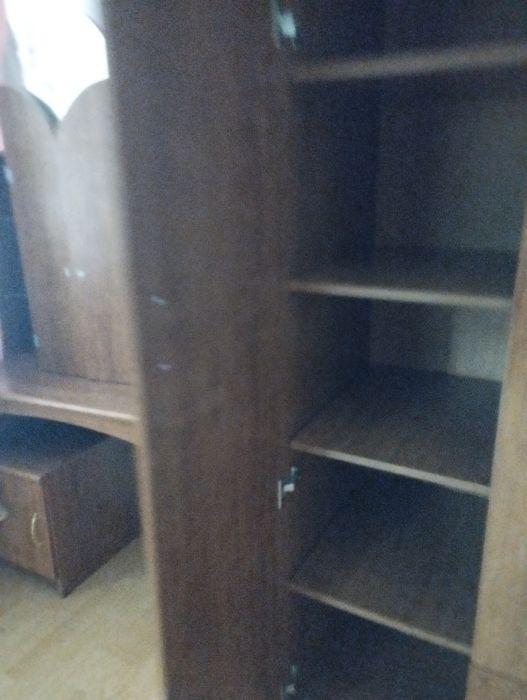 Продам бельевой шкаф
