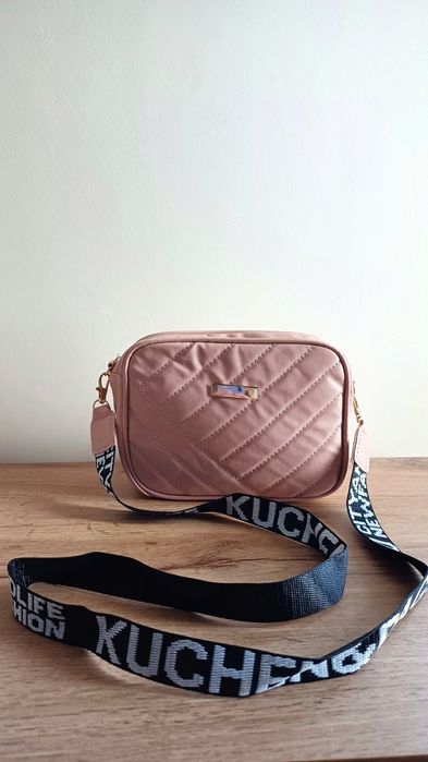 ЧИСТО НОВО - Дамски чанти