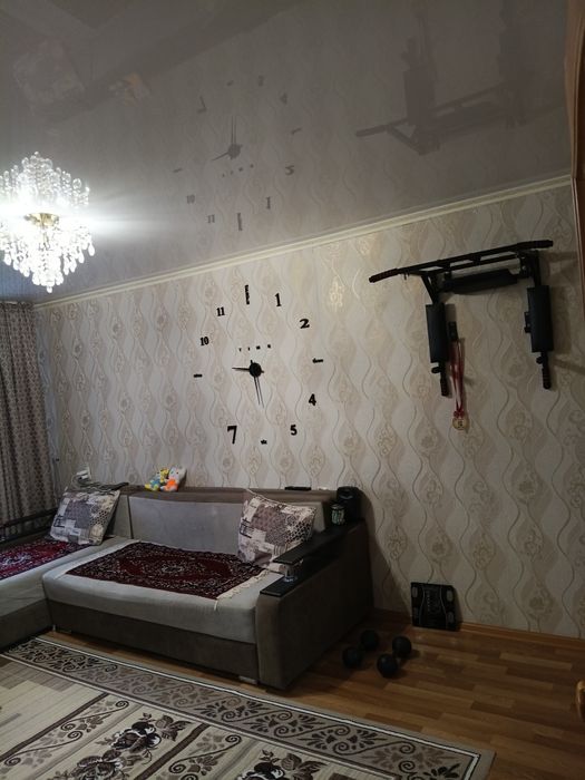 Продам 1 ком кв на 2 этаже