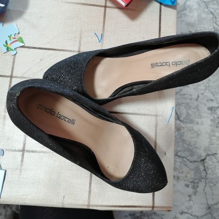 Официални обувки на висок ток