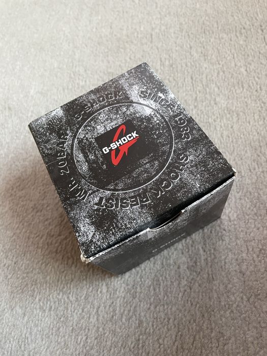 НОВ Casio G-shock GA-710GB-1AER