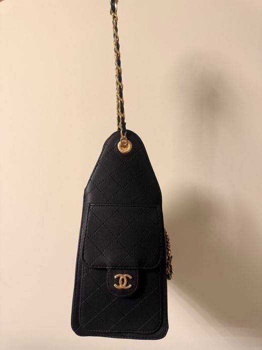 Geanta Chanel negru cu auriu
