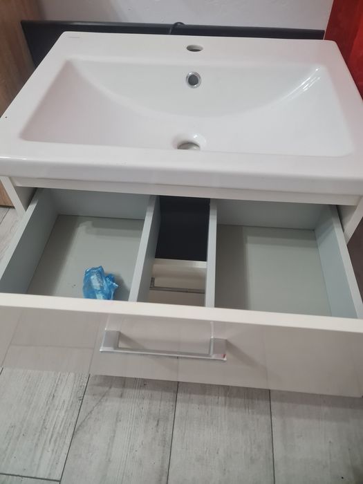 Wc + lavoar și bază