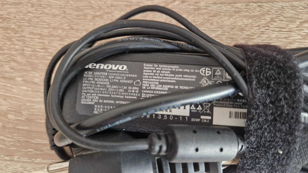 incarcator laptop Lenovo