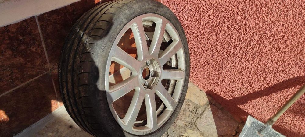 Джанта 20" Ауди 5х112 janta 20 5 112 audi

Продавам 1бр джанта от Ауди