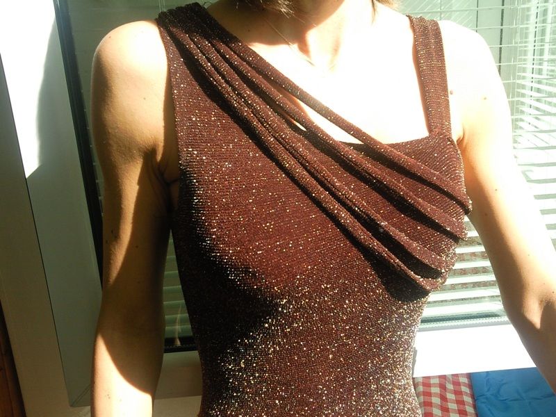 Елегантна дълга рокля