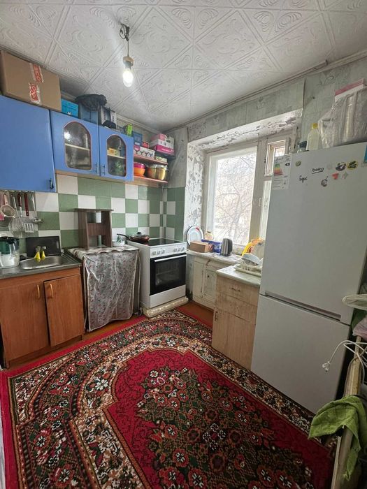 Продам 2-х комн. ул. Камзина, 23