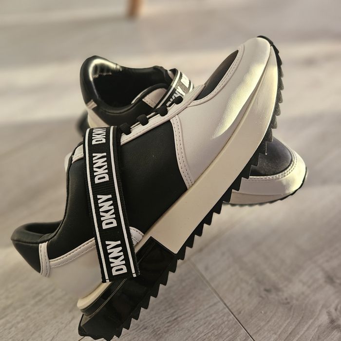 Спортни обувки Дона Карън