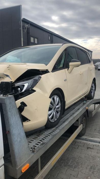 Dezmembram Opel Zafira C 1.6 CDTI an fabr 2014