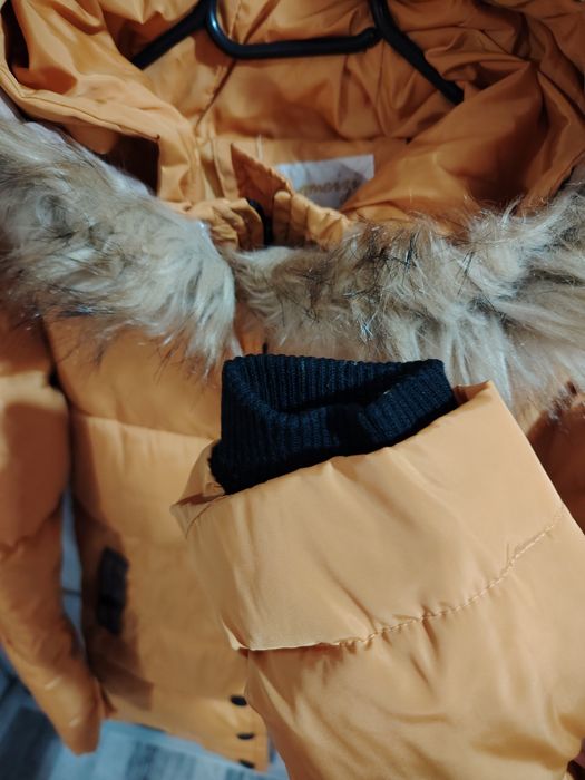 Зимно яке с качулка