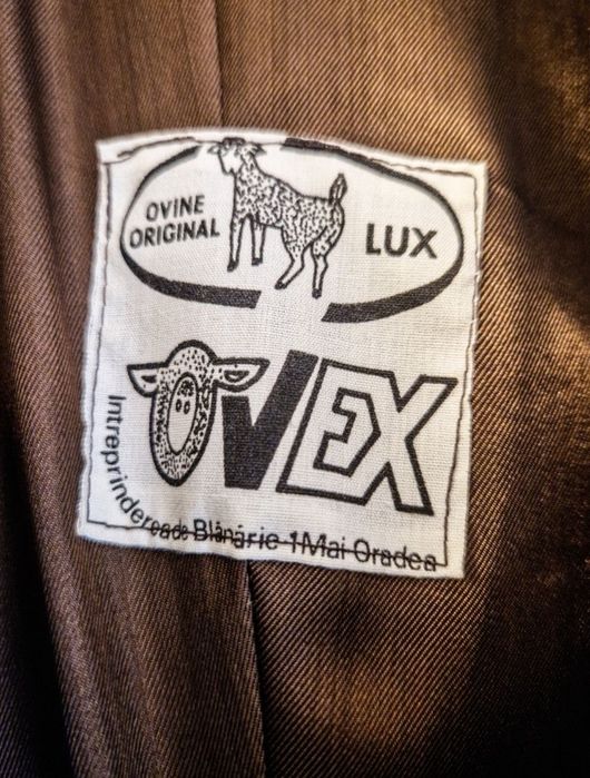 Haină de blană originală