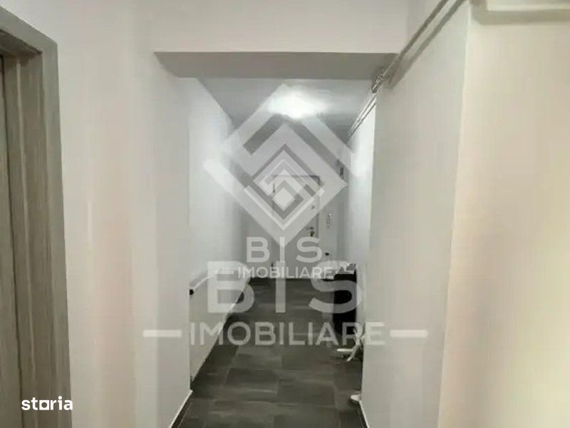 Apartament de vanzare 3 camere - zona ISU — fotografia 3