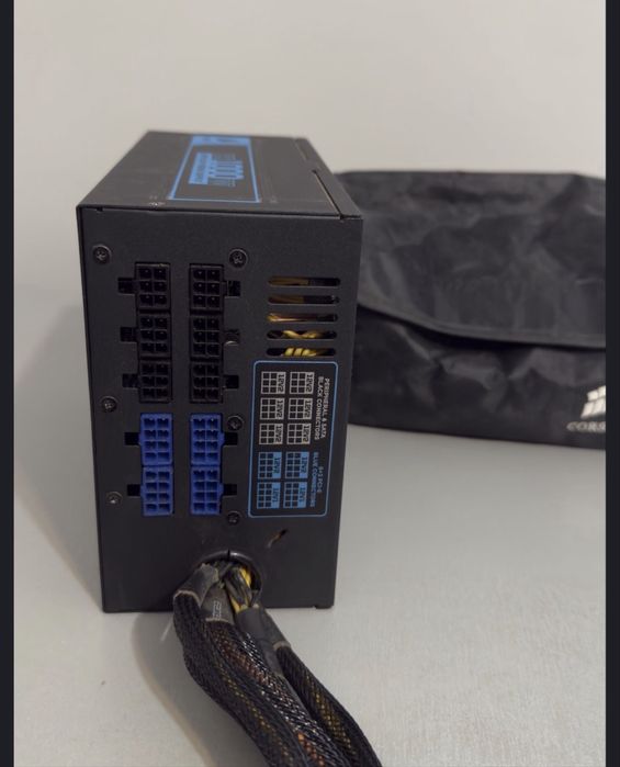 Sursa crosair 1000HX 1000w modulara