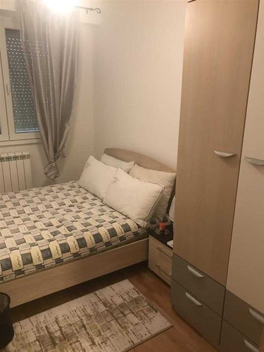 Дава се под наем Двустаен апартамент в Бургас, Изгрев - 58 кв.м за 204 € - Снимка #6