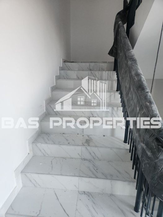 Продава се Тристаен апартамент в София, Люлин 4 - 96 кв.м за 944 €/кв.м - Снимка #2