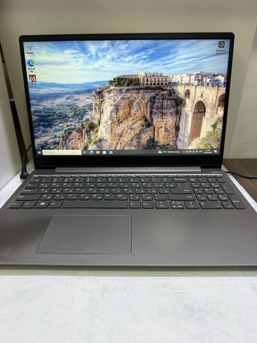 Ноутбук Lenovo ideapad 330s-15ARR