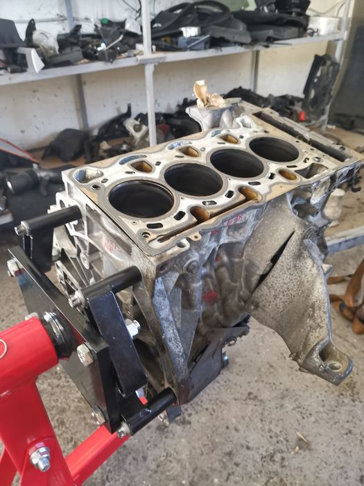 Двигател E90 320i N43B20A на части долнище блок вал бутало картер