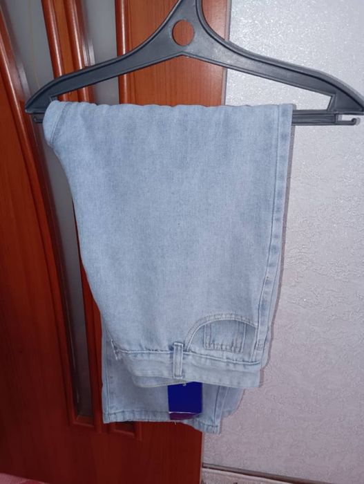 Продам женсую одежду