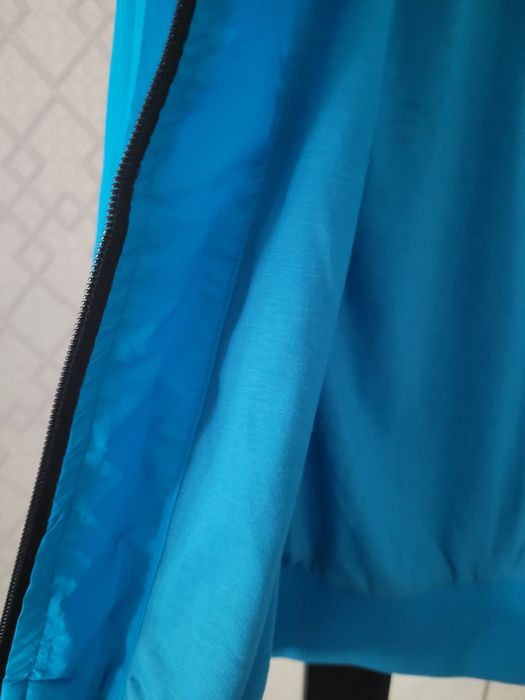Спортивная ветровка nike