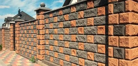 Кладка забора под расшифку