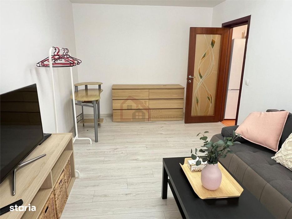 Garsoniera zona TEI