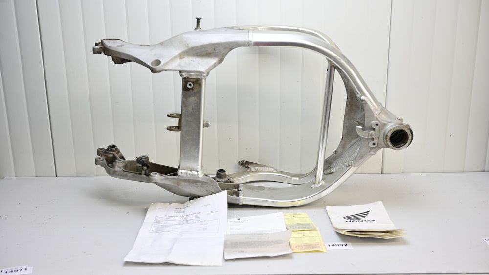 Cadru Sasiu Cu Acte Honda CBR600F F4 PC35 1999 - 2000