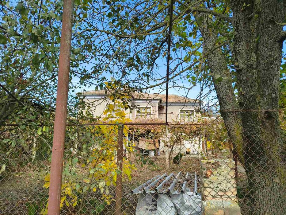 Продава се Къща в Нови пазар - 100 кв.м за 400 €/кв.м - Снимка #10