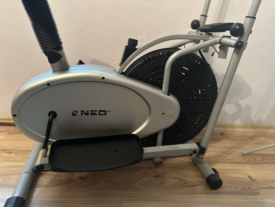 Велоергометър / кро стренажор 2-в-1 – готов за тренировки