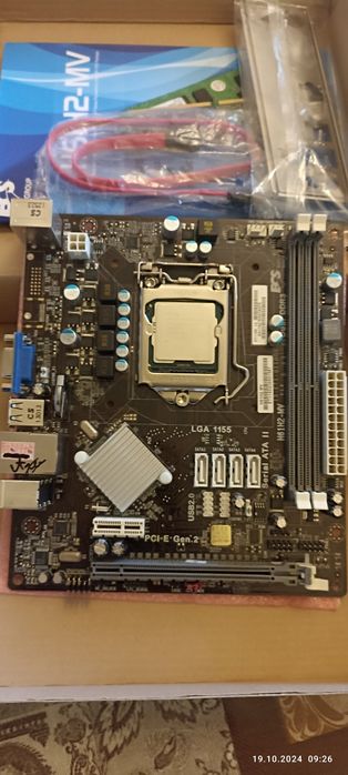 Материнская плата