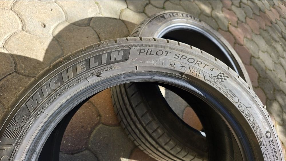 Anvelope MICHELIN Pilot Sport 4 Acoustic T0 235/45 R18 98 Y XL