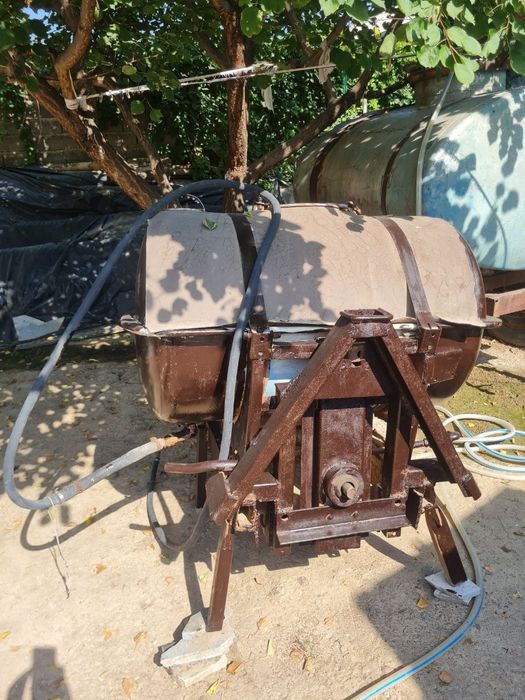 Traktor, kultuvassa, ochar, pulik, 400 L bochka, telashka, Sertishni,.