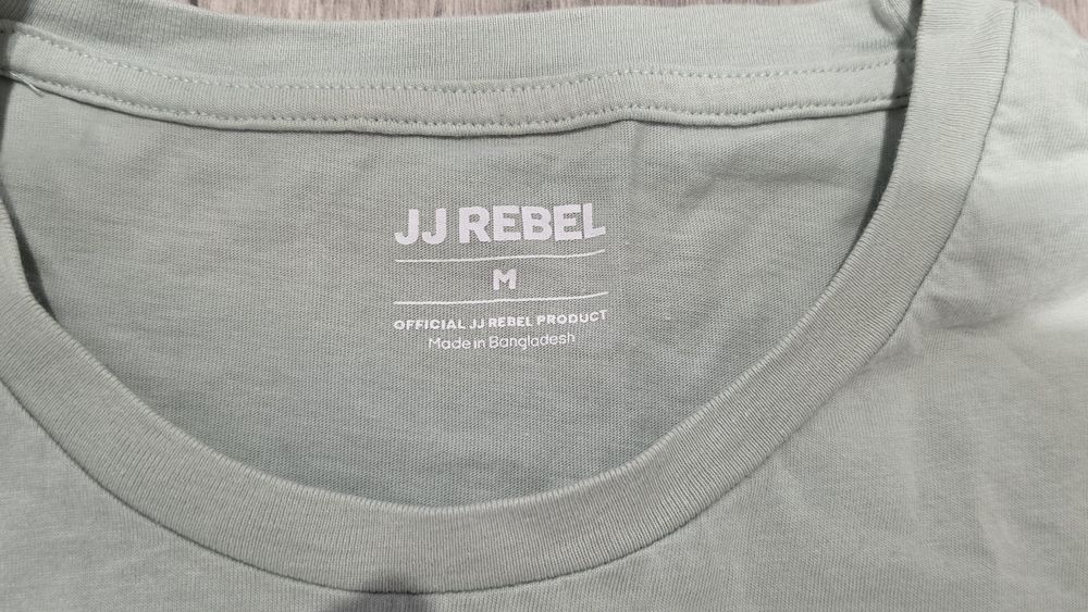 Jack & Jones / JJ REBEL, размер М, светлозелен/мента цвят, без петна или дупки.