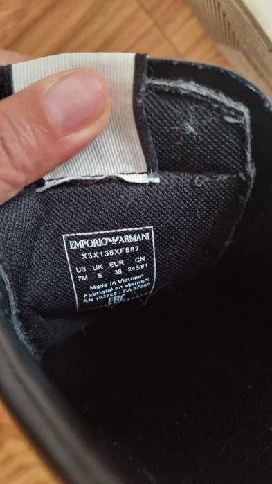 Emporio ARMANI черни дамски обувки/ сникърси, размер 38
