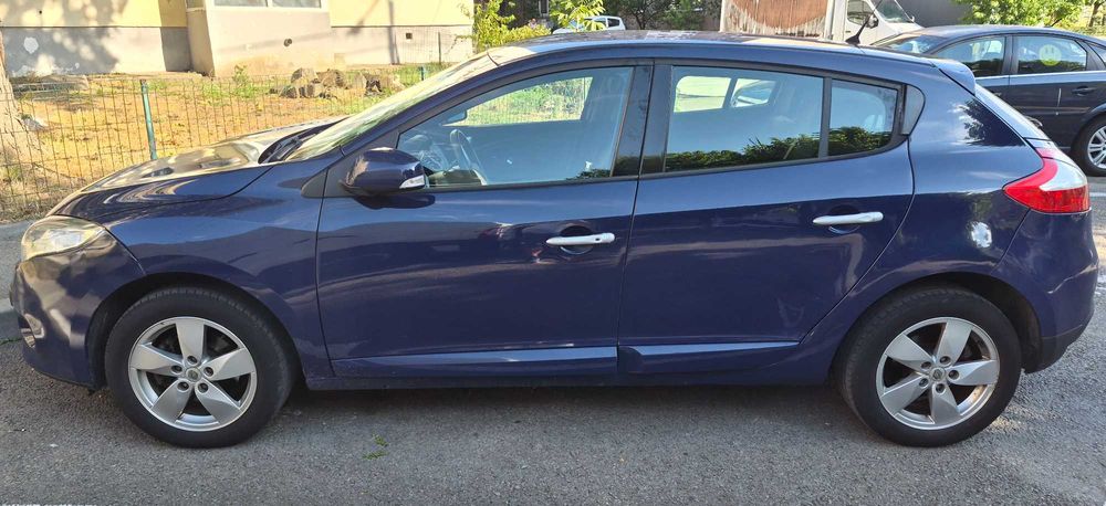 RENAULT Megane 2011 — imagine 11