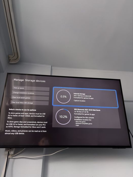 XBOX ONE S ( 500 GB) + 2TB SSD + 9 jocuri ( Forza, Fifa, Minecraft )