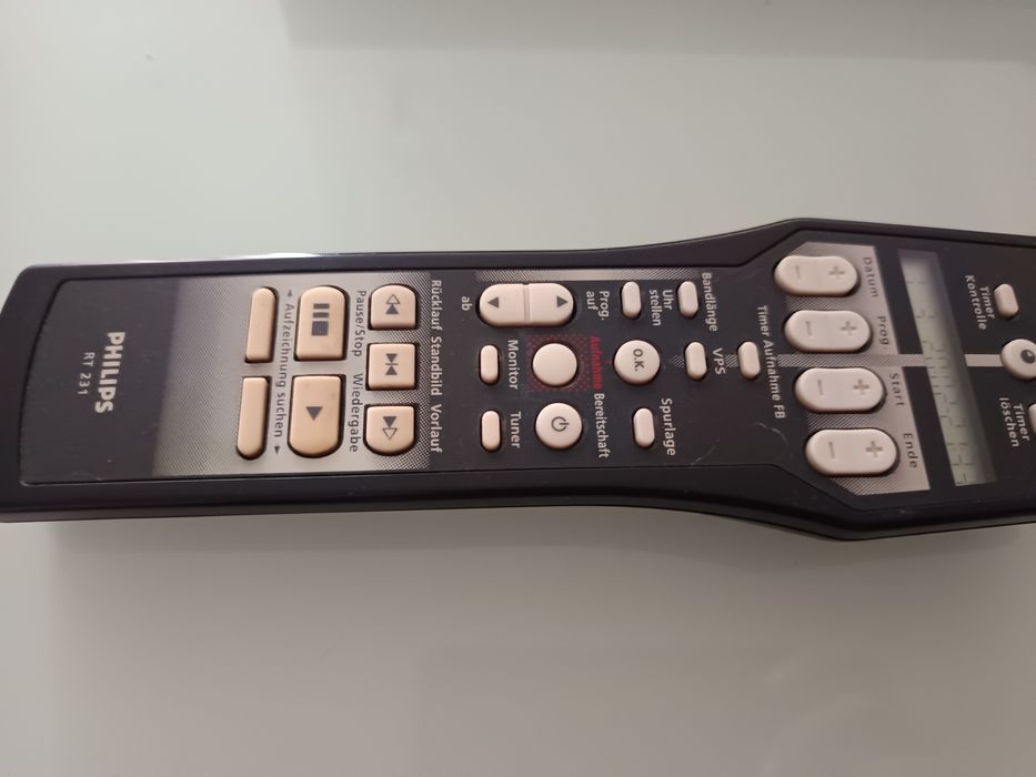 Philips rt 231 telecomanda vhs video