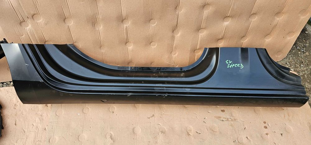 Segment prag dreapta Skoda Superb 3 2016 / 2017 / 2018 2019