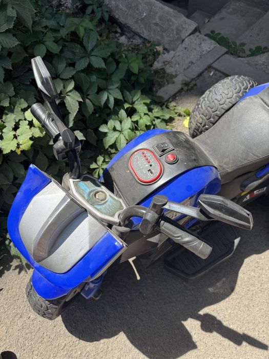 Детский мотоцикл в рабочем состоянии